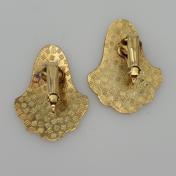 Art Deco Style Flower Clip On Earrings - Picture 6 of 7